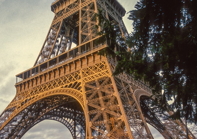 bythom INT FR PARIS Eiffel6